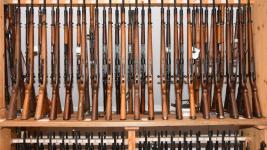 Bild: Waffensammlung (Quelle: Landeskriminalamt Schleswig-Holstein/t-online)